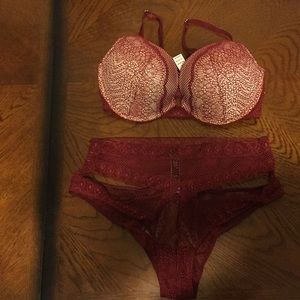 Victoria’s Secret bra and panty set